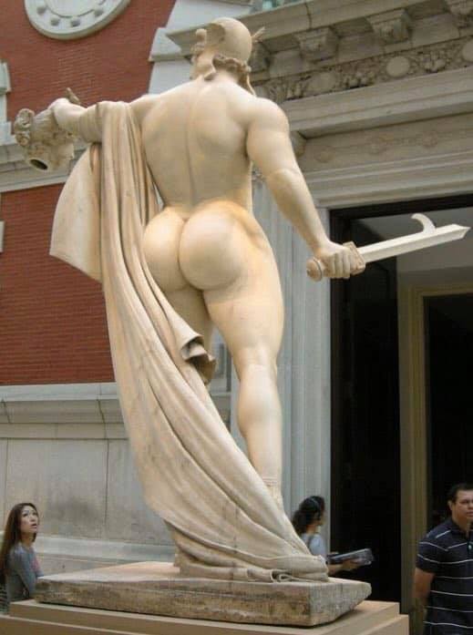 statue_with_booty.jpg